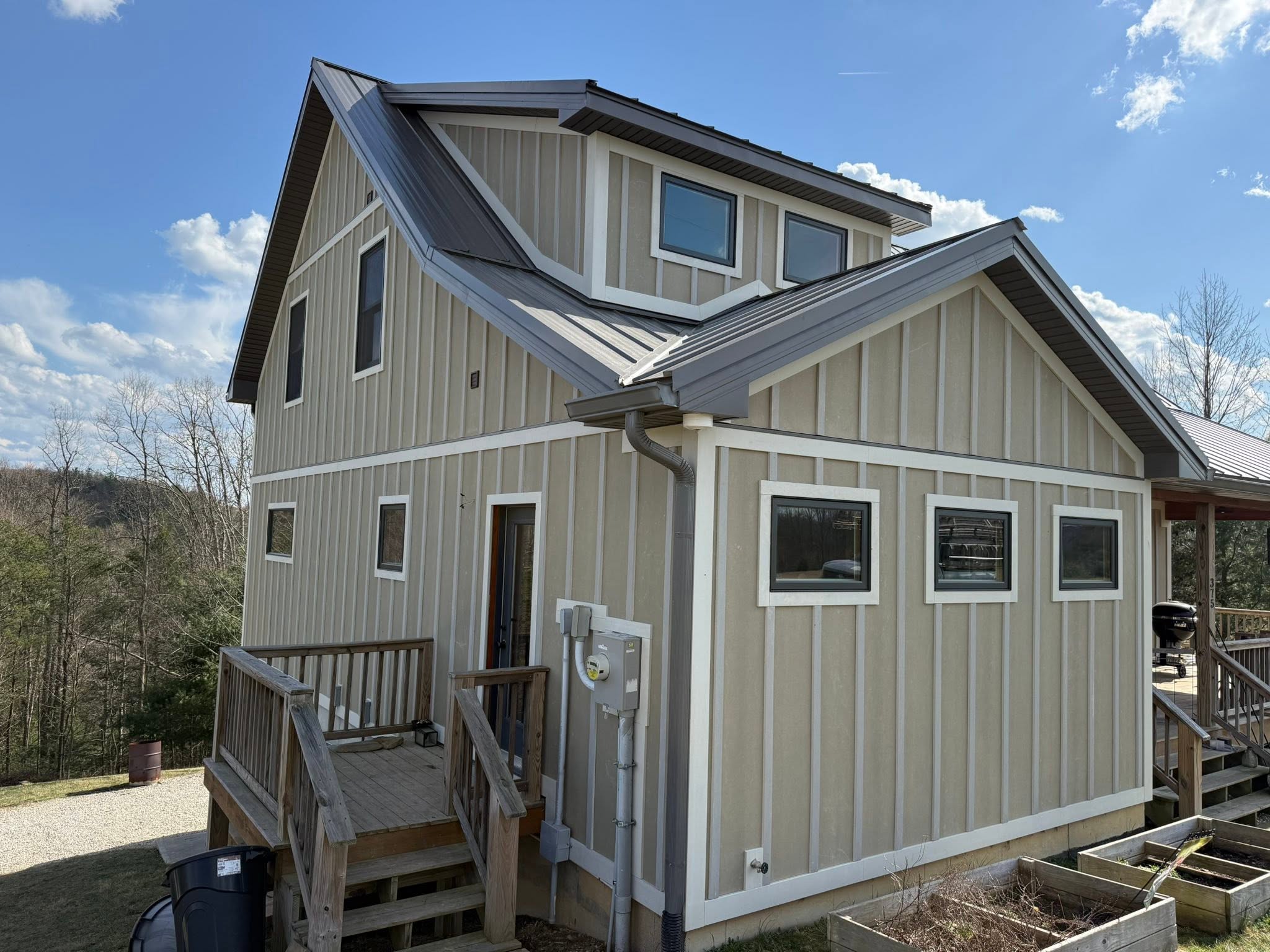 Lexington, KY — Board & Batten Reside